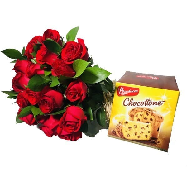Buquê de rosas com Chocotone Bauducco